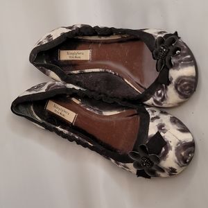 Black and white rose ballet flats